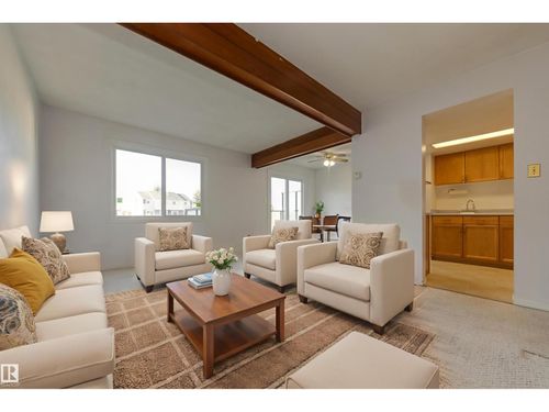 534 Willow Crt Nw, Edmonton, AB, T5T2K7 | Card Image