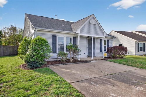 819 Avatar Dr, Virginia Beach, VA, 23454-6823 | Card Image