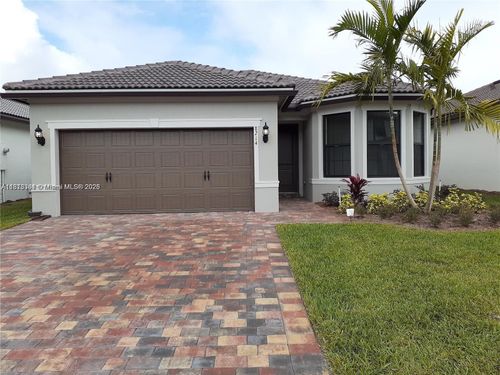 8214-8214 Hanoverian Dr, Lake Worth, FL, 33467-5051 | Card Image