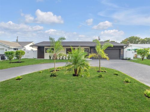 2120 Ne 55th Ct, Fort Lauderdale, FL, 33308-3112 | Card Image