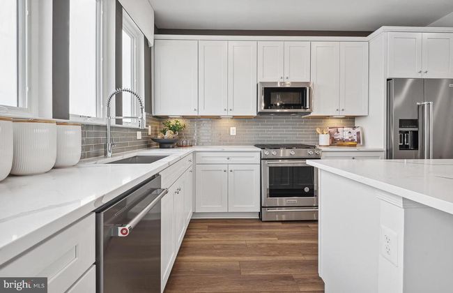 4323 Wild Rye Aly, Townhouse with 4 bedrooms, 4 bathrooms and null parking in BOYDS MD | Image 8