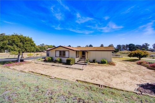 765 Glenhaven Pl, Nipomo, CA, 93444-8861 | Card Image