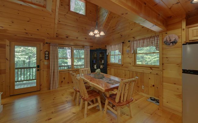 890 Mountain Lake Cir, Home with 3 bedrooms, 3 bathrooms and null parking in Blue Ridge GA | Image 34