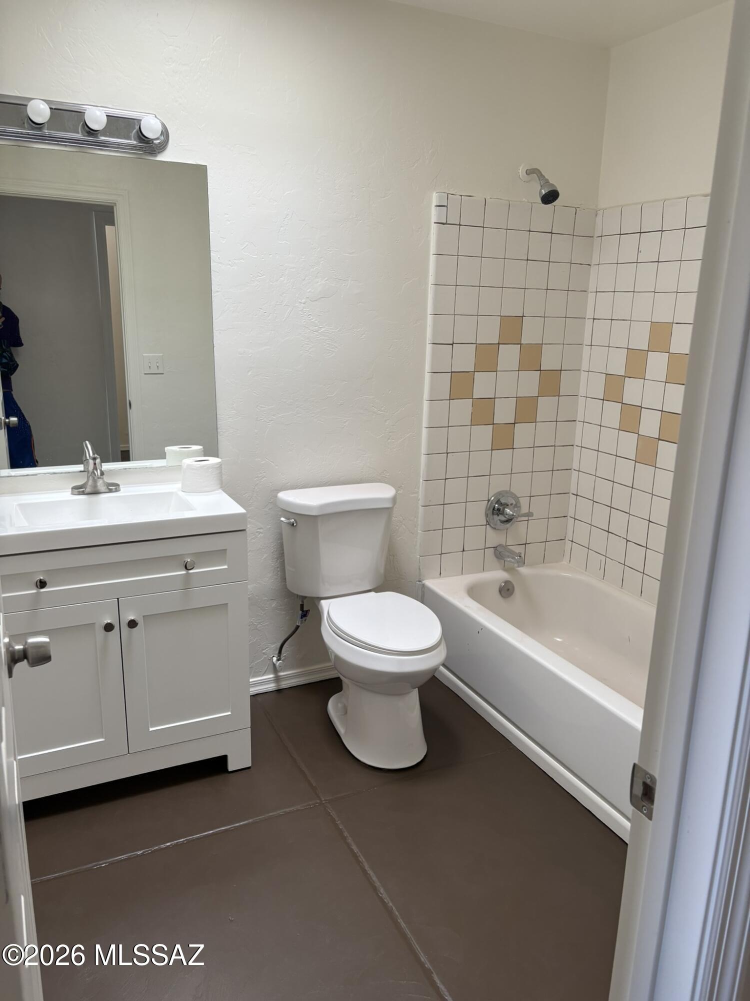Residential Lease in Tucson 2