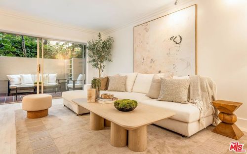 apt-116-1131 Alta Loma Rd, West Hollywood, CA, 90069-2426 | Card Image