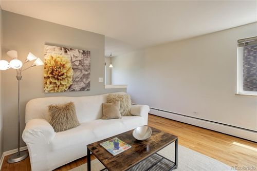 apt-301-21 N Washington St, Denver, CO, 80203-4235 | Card Image