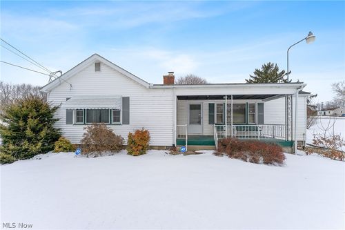 5160 Oak St, Lowellville, OH, 44436-9798 | Card Image