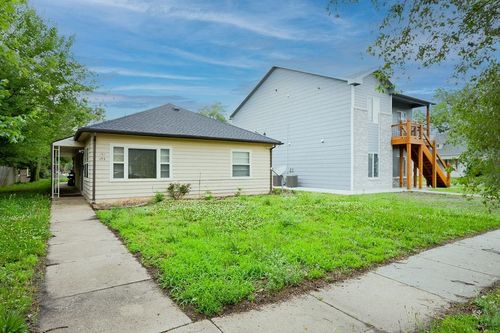 153/151 N Poplar, Wichita, KS, 67214 | Card Image