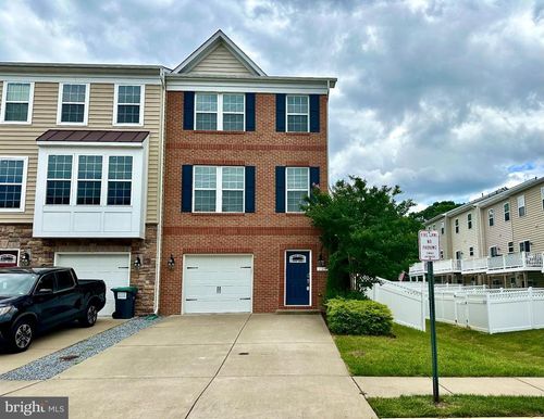 121 Hidden Brook Dr, FREDERICKSBURG, VA, 22405-1258 | Card Image