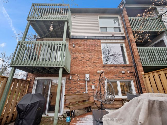 8 - 1564 Kerns Rd, Condo with 4 bedrooms, 2 bathrooms and 2 parking in Burlington ON | Image 39