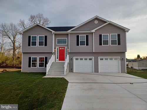 120 Cabriolet Ct, MARTINSBURG, WV, 25401-1830 | Card Image