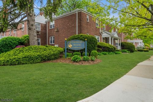 10-10 Clark Ct, Rutherford, NJ, 07070-1302 | Card Image