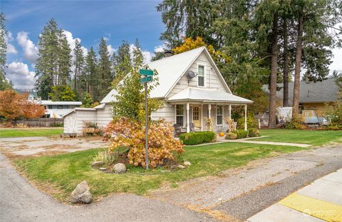 704 Birch Street, Leavenworth, WA, 98826 | Card Image