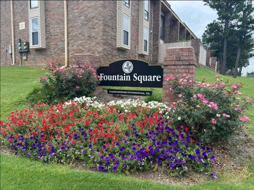 304-1855 Poplar Woods Cir W, Germantown, TN, 38138-0604 | Card Image