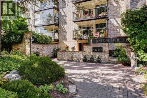 307-1610 Jubilee Avenue, Victoria, BC, V8R6P3 | Card Image
