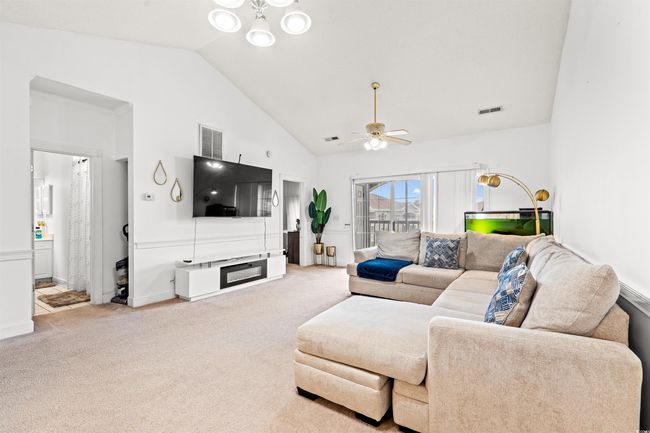 APT-303 - 4687 Wild Iris Dr, Condo with 2 bedrooms, 2 bathrooms and null parking in Myrtle Beach SC | Image 5
