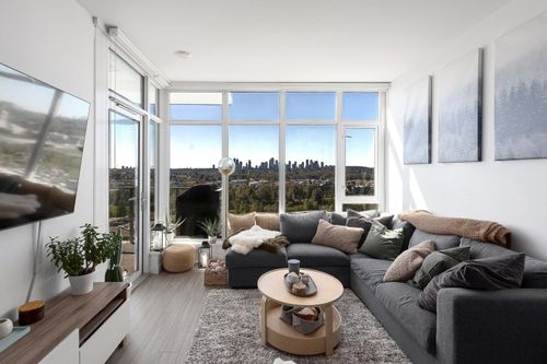 2209 - 2351 Beta Ave, Condo with 1 bedrooms, 1 bathrooms and 1 parking in Burnaby BC | Card Image