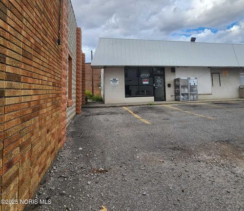 88 Dodge St, Swanton, OH, 43558-1255 | Card Image