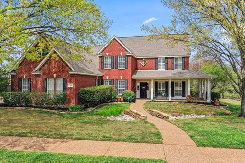 310 Skyline Dr, Trophy Club, TX, 76262-5622 | Card Image