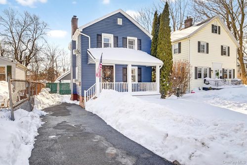 81 Walton Ave, White Plains, NY, 10606-3217 | Card Image