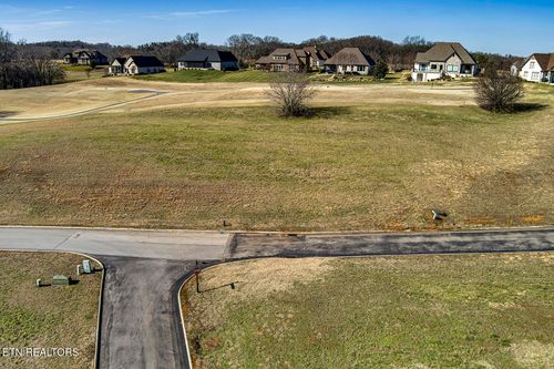 195 Killdeer Dr, Vonore, TN, 37885-5365 | Card Image