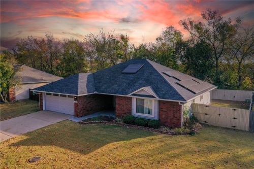 3082 N Pyrite Drive, Fayetteville, AR, 72704 | Card Image