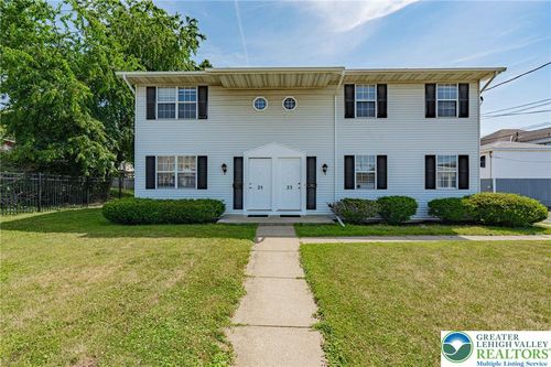 25 N 8th St, Emmaus, PA, 18049-2001 | Card Image