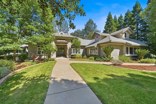 13457 Tierra Heights Road, Redding, CA, 96003 | Card Image