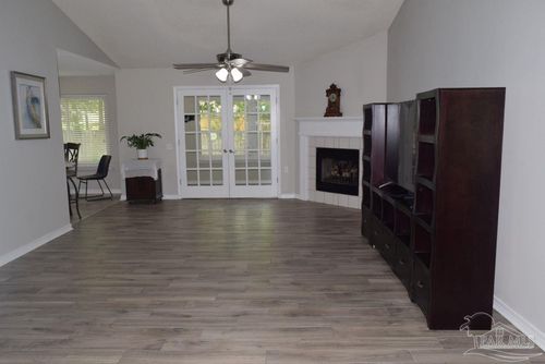 5537 Shadow Grove Blvd, Pensacola, FL, 32526-1047 | Card Image
