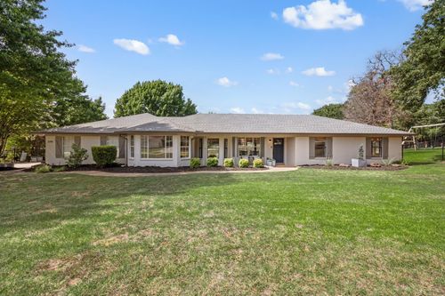 2241 Fawkes Ln, Keller, TX, 76262-9047 | Card Image