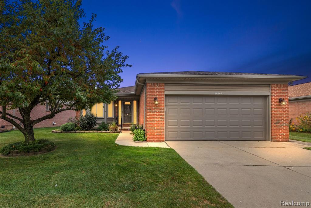 Madison Ave, Warren, MI 48093