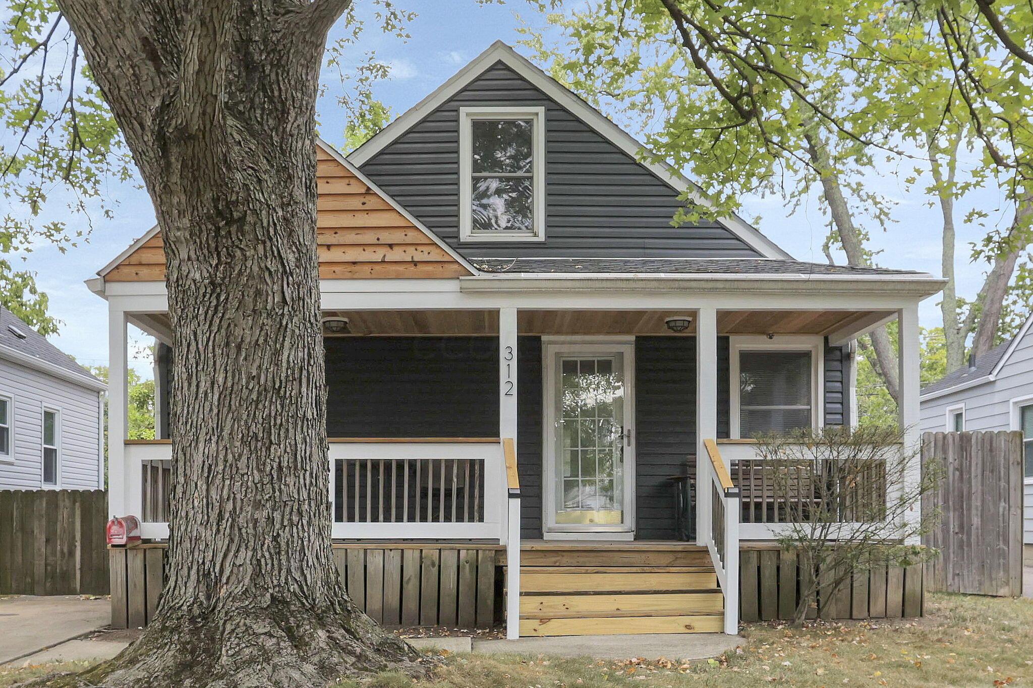 Jeffrey Pl, Columbus, OH 43214