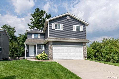 5372 Rural Ter, Waterford, MI, 48329-1696 | Card Image