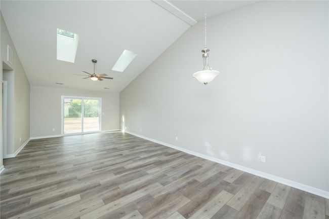 503 W Broadway St, Home with 2 bedrooms, 2 bathrooms and null parking in Colfax IA | Image 13