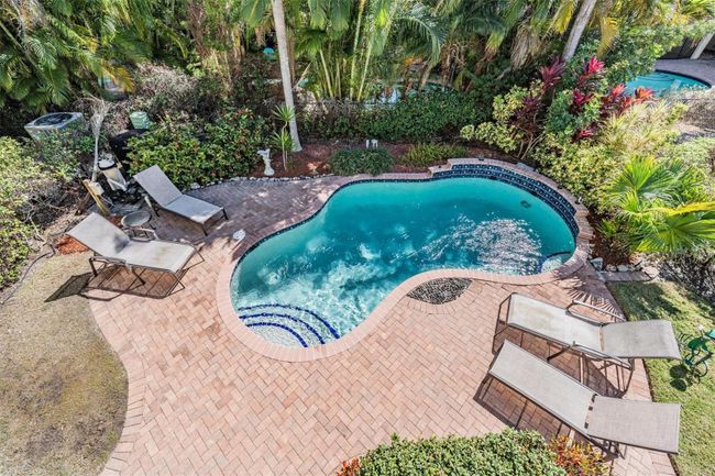 315 64 Th St, Condo with 3 bedrooms, 3 bathrooms and null parking in Holmes Beach FL | Image 4
