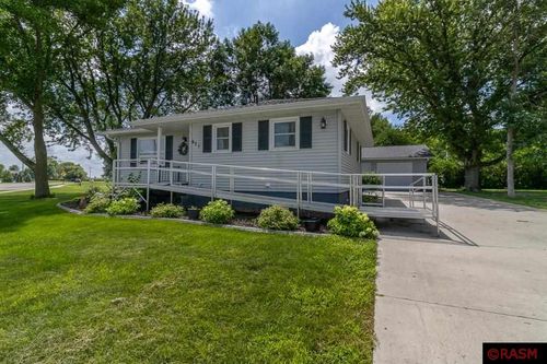 671 S Anna Ave, Lake Crystal, MN, 56055-2001 | Card Image