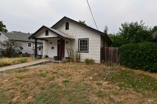 1227 14th Ave, Lewiston, ID, 83501-2958 | Card Image