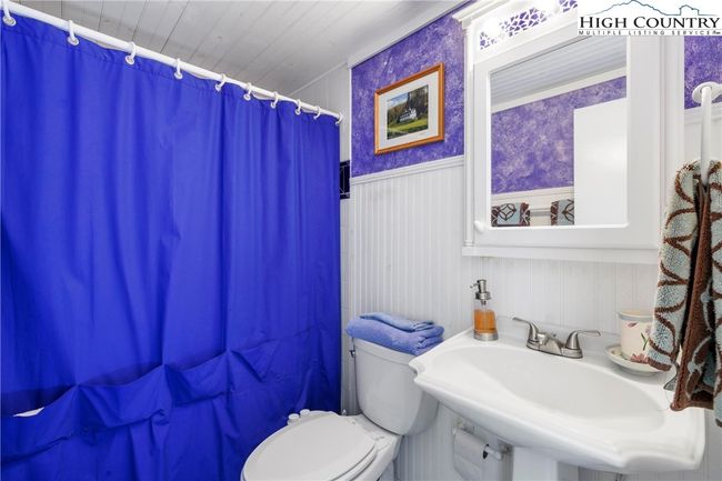 APT-3A - 108 Northridge Rd, Condo with 2 bedrooms, 2 bathrooms and null parking in Beech Mountain NC | Image 10