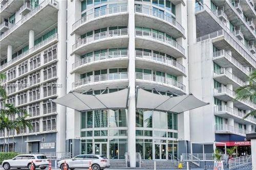 apt-2327-690 Sw 1st Ct, MIAMI, FL, 33130-2927 | Card Image
