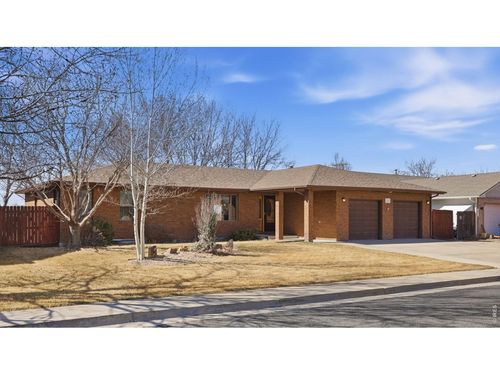 705 Ute St, Fort Morgan, CO, 80701-4064 | Card Image