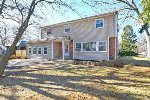 1 Hanson Pl, Huntington, NY, 11743-5008 | Card Image