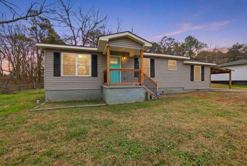 711 W James Ave, Rossville, GA, 30741-2121 | Card Image