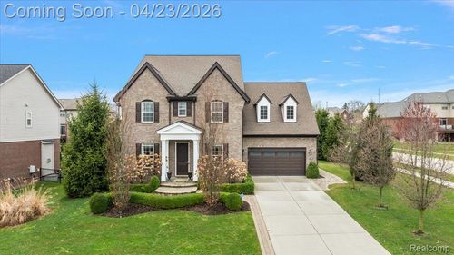 1138 Pembroke Dr, Rochester Hills, MI, 48307-5756 | Card Image