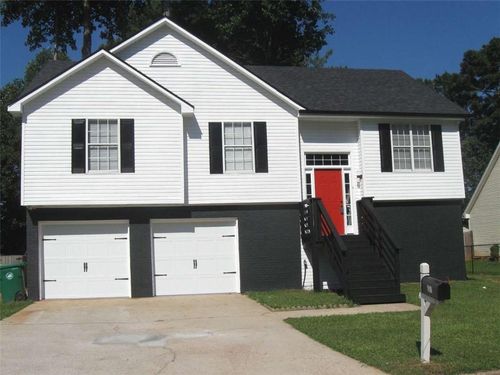 831 Stonebrook Dr, Lithonia, GA, 30058-9040 | Card Image