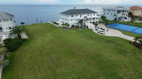 21 Westshore Dr, NEW PORT RICHEY, FL, 34652 | Card Image