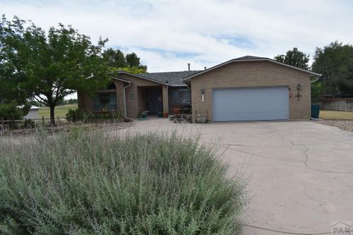 976 Cedar Ave, Rocky Ford, CO, 81067-2402 | Card Image