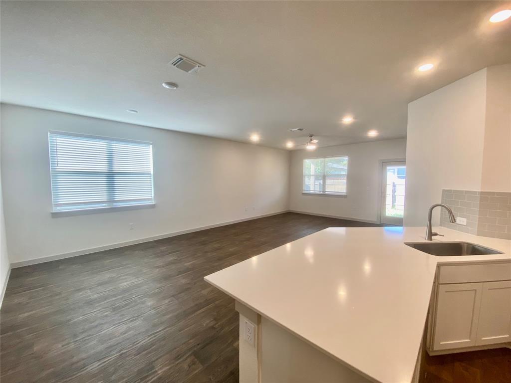 Residential Lease in Pflugerville 4