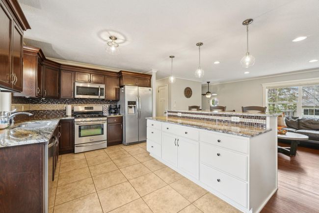 18-web-or-mls-Woodland Ln-1204-018.jpg | Image 10