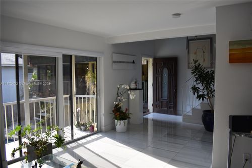 apt-11-230 Sunrise Dr, Key Biscayne, FL, 33149-1976 | Card Image