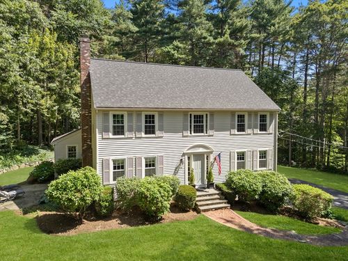 37 Valleywood Rd, Hopkinton, MA, 01748-1634 | Card Image